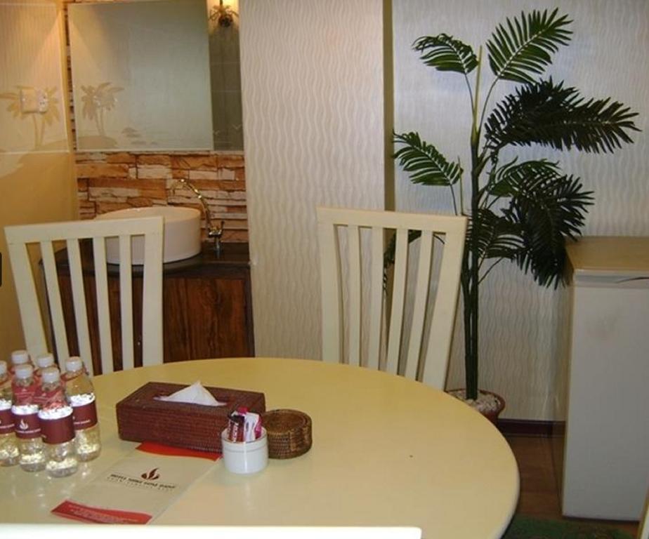 Hotel Shwe Gone Daing, Янгон Екстер'єр фото