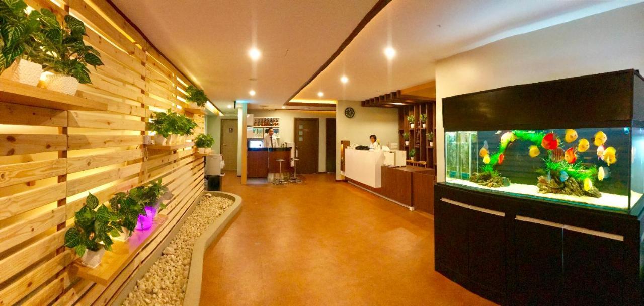 Hotel Shwe Gone Daing, Янгон Екстер'єр фото
