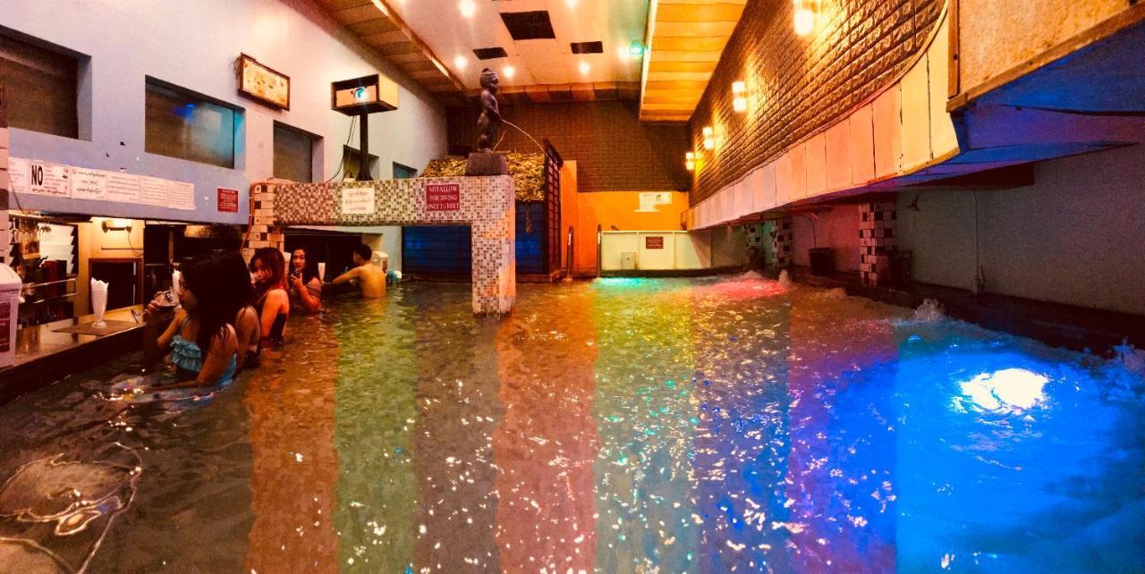 Hotel Shwe Gone Daing, Янгон Екстер'єр фото